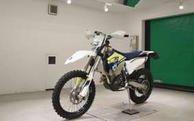 HUSQVARNA FE250 2025