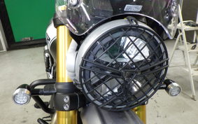 TRIUMPH SCRAMBLER400X 2024