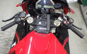 HONDA CBR1000RR 2005 SC57