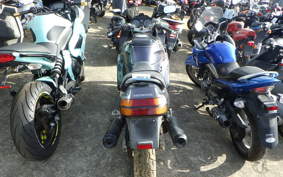 HONDA CBR750 1987 RC27