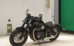 TRIUMPH BONNEVILLE BOBBER 2023