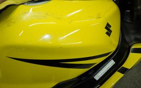 SUZUKI GSX-R600 2004