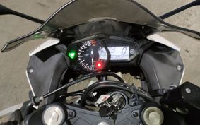 YAMAHA YZF-R25 RG10J