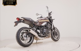 KAWASAKI Z900RS 2025 ZR900K