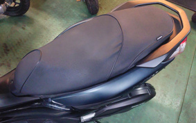 YAMAHA NMAX ABS SEG6J