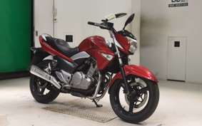 SUZUKI GSR250 2023