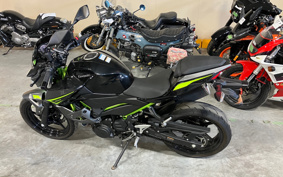 KAWASAKI Z400 2023 EX400L