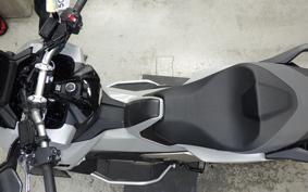 HONDA X-ADV 750 2025 RH21