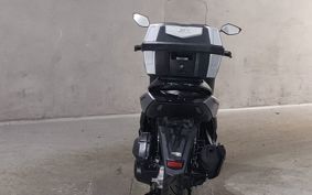 YAMAHA N-MAX 155 SG92J