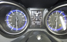 YAMAHA T-MAX 560 T 2021 SJ19J