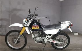 SUZUKI DJEBEL200 SH42A