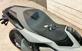 HONDA X-ADV 750 2025 RH21