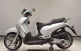 APRILIA SCARABEO 250IE