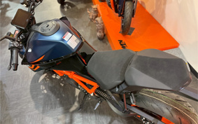 KTM 1290 SUPER DUKE R EVO 2026 V3940