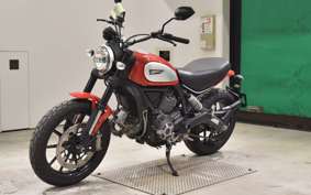 DUCATI SCRAMBLER ICON 2016