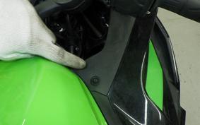 KAWASAKI ZX-25R ZX250E