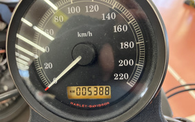 HARLEY XL883N 2010 LE2