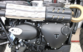 TRIUMPH STREET SCRAMBLER 2025 D5BG2X