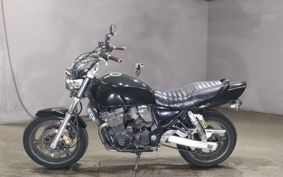 SUZUKI INAZUMA 400 GK7BA