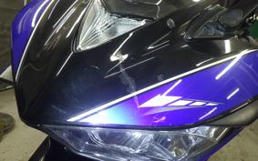 YAMAHA YZF R-3 2018
