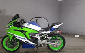 KAWASAKI  NINJA ZX-4RR ZX400P