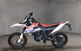 APRILIA  APRILIA SX125 ..