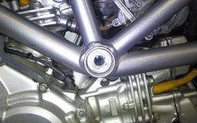 HONDA VTR 250 2025 MC33