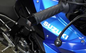 SUZUKI GSX-8R 2024 EM1AA