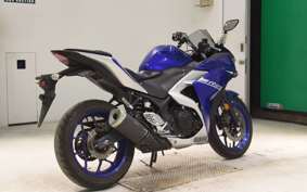 YAMAHA YZF-R25 2011 RG10J