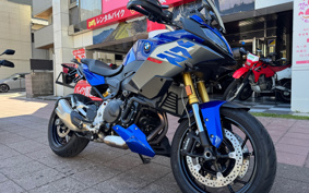 BMW F900XR PREMIUM LINE 2024 0K21