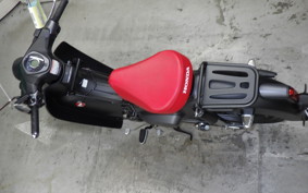HONDA C125 SUPER CUB JA58