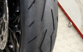 DUCATI STREETFIGHTER V2 2022 3F00