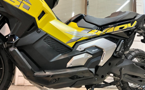 HONDA X-ADV 750 2025 RH21