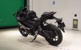 YAMAHA YZF-R25 A 2020 RG74J