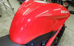 DUCATI STREETFIGHTER 848 2014