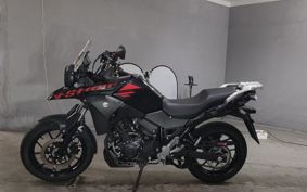 SUZUKI V-STROM 250 DS11A