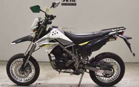 KAWASAKI KLX125D TRACKER LX125D