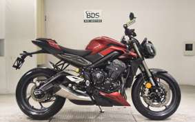 TRIUMPH STREET TRIPLE RS 2024