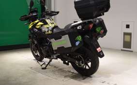 SUZUKI Vｽﾄﾛｰﾑ250A