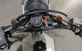 SUZUKI DJEBEL200 SH42A