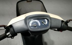 YAMAHA JOG POCHE SA08J