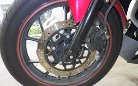 SUZUKI GSX250R