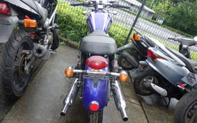 TRIUMPH BONNEVILLE T100 2003