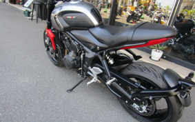 TRIUMPH TRIDENT 660 2021 LGL10U