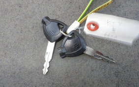 SUZUKI ﾚｯﾂ CA4AA