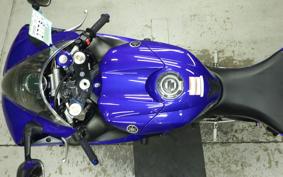 YAMAHA YZF-R1 2004