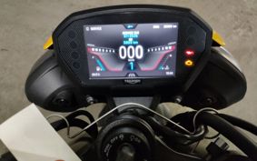 TRIUMPH STREET TRIPLE RS 2023 HDA614