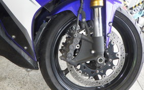 YAMAHA YZF-R1 2009