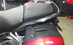 HONDA VFR800X 2014 RC80