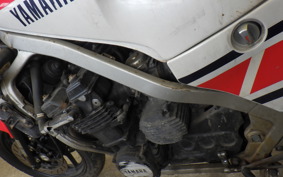 YAMAHA FZ400 R 1985 46X